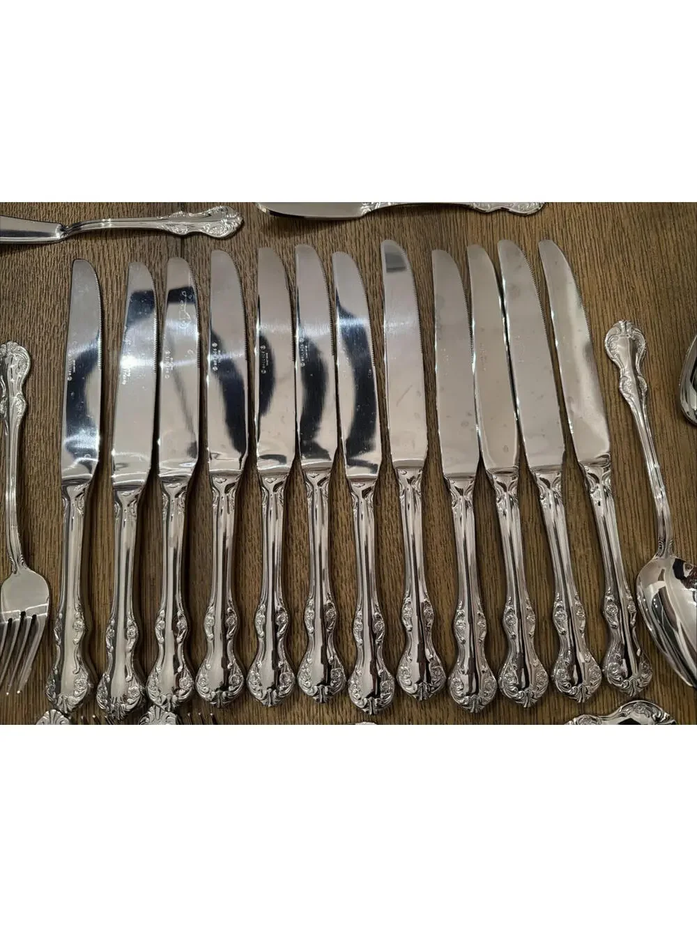 Wallace Camden Stainless Flatware Set – Service for 12 w Chest 62 Piece Set